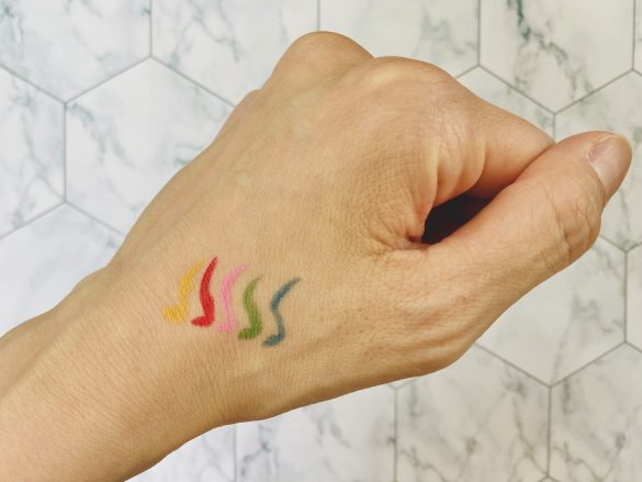 ダイソーアイライナー