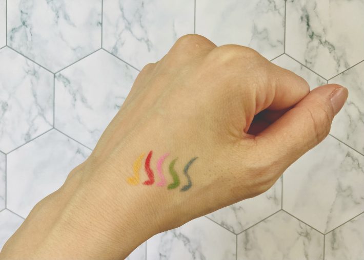 ダイソーアイライナー