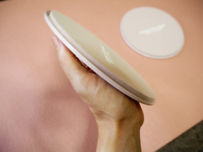 手と同じくらいのサイズ