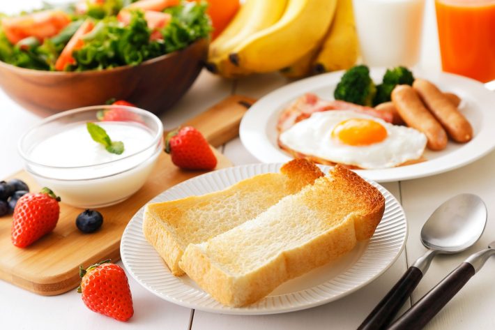 朝食　トースト　朝ごはん