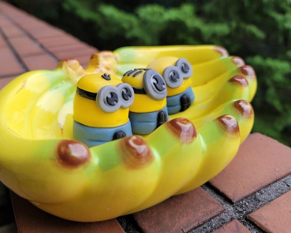 ミニオンの新作映画を見たついでに限定和菓子を買い、バナナを入れてパンケーキを作ったりしています