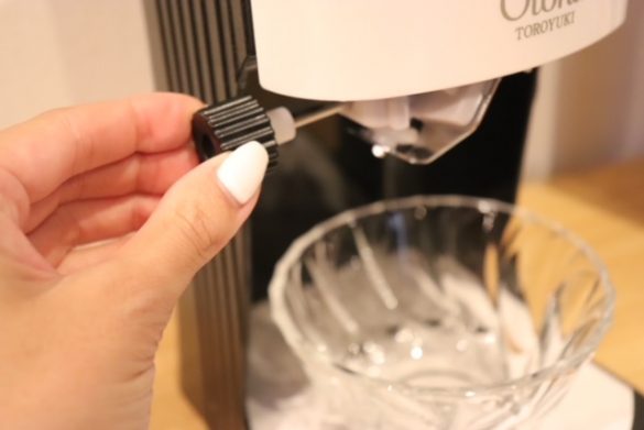 調節ダイヤルで出来上がりの細かさ・粗さを調節