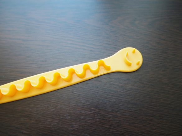 先端に顔型つき