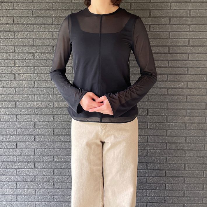 ユニクロトップス