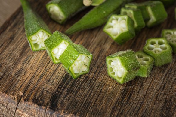 小口切りのオクラ