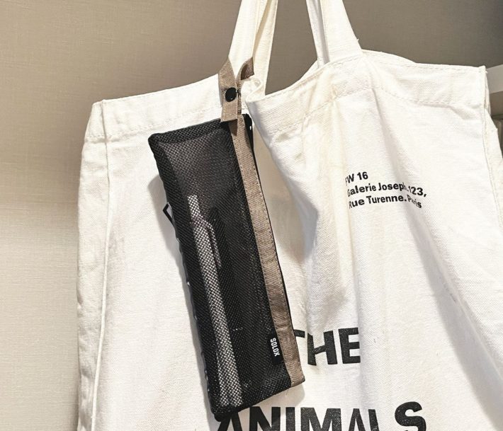 ストラップ付き メッシュポーチ スリム