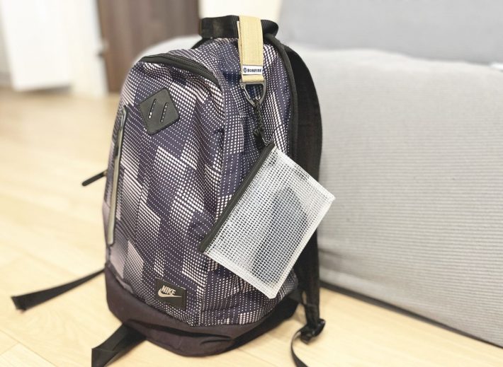 ストラップ付き メッシュポーチ スリム