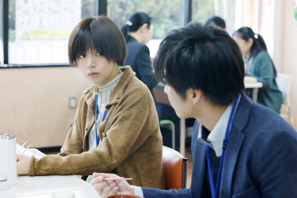 © 2022「ハウ」製作委員会