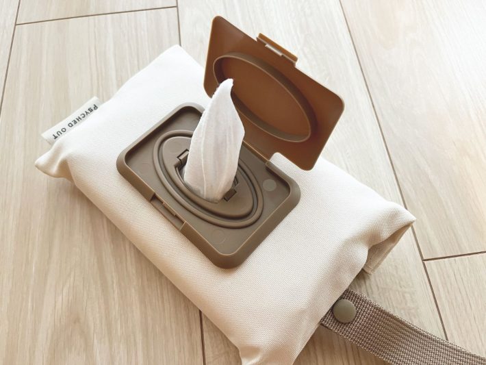 3COINSのウェットティッシュケース