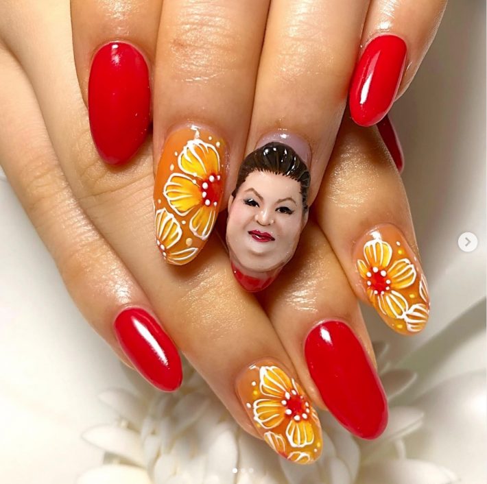 顔もすべて手作り、制作時間は…？