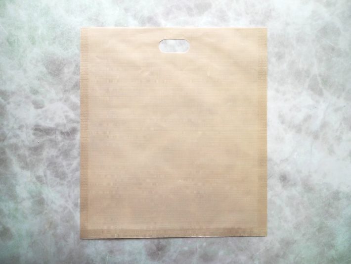 トースターバッグ触るとツルツル