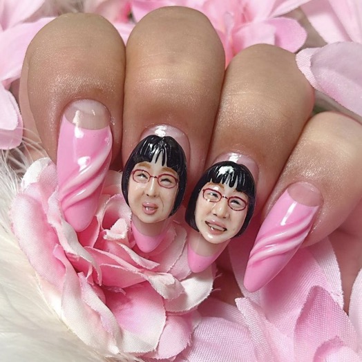 顔ネイルを作り始めたきかっけは阿佐ヶ谷姉妹