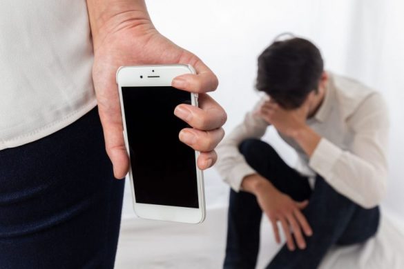 夫の不倫 離婚 スマホ