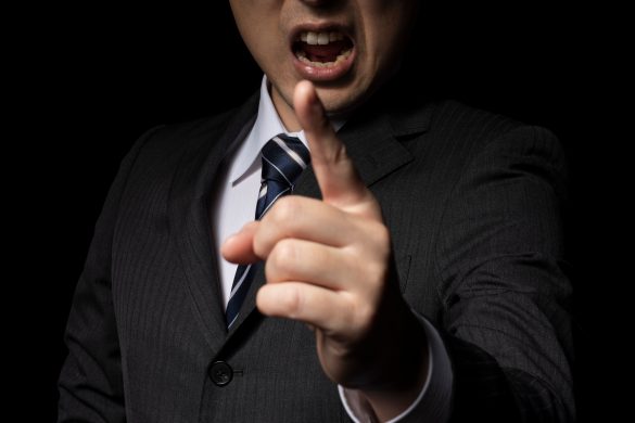 目の前の光景が信じられない