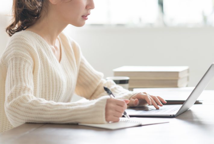 「ドッグトレーニングアドバイザー」「犬のしつけインストラクター」を100％取れる通信講座