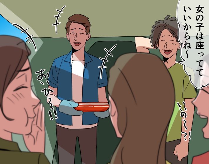 お酒を飲んで盛り上がるキャンプ