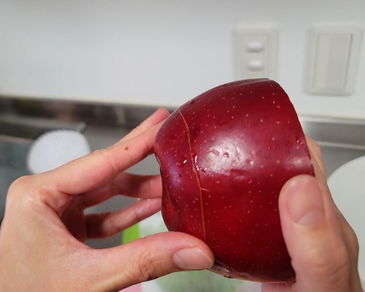 向きがあっていればぴたりと合わさり、違和感もほとんどない