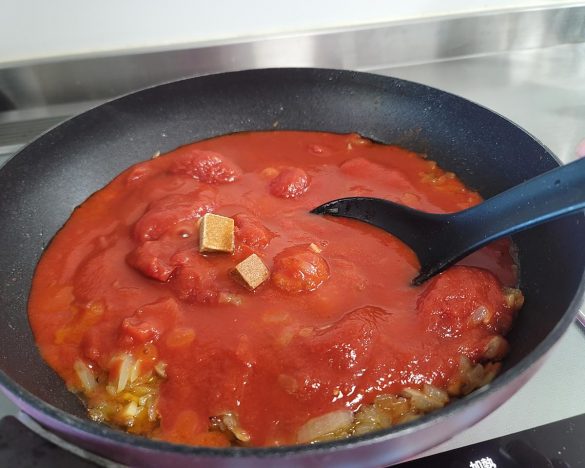 トマトソース