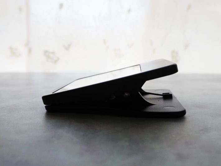 ミラーつきのクリップ