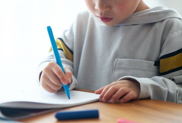 子どもが描いた絵を見てゾワッ