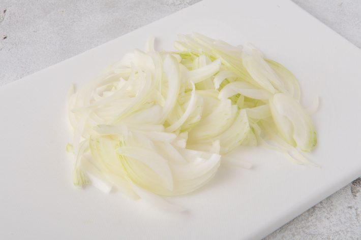 たまねぎの薄切り