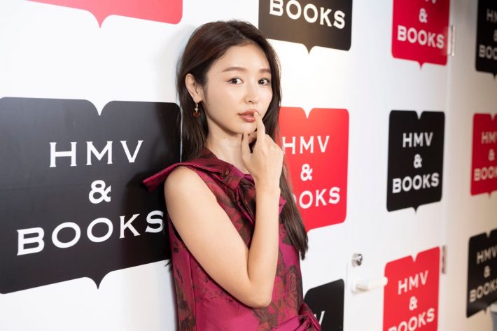 加治ひとみさん