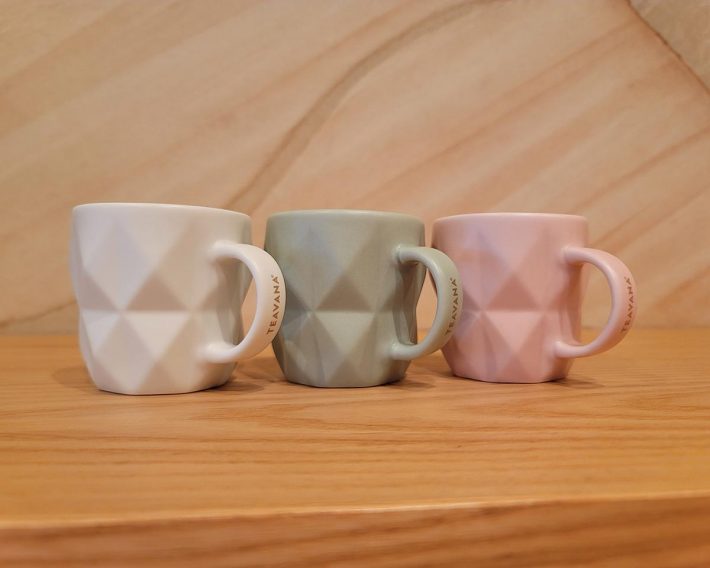 デミファセット　ホワイト、グリーン、ピンク