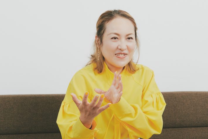 リストラの退職金片手に“64か国手相の旅”へ