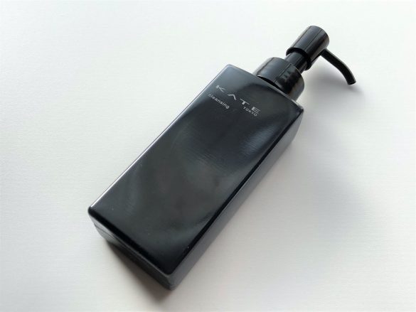KATEの「クレンジングオイル」ってどうなの？使って分かった長所と短所