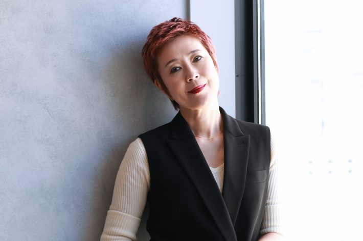 寺島しのぶ(49歳)、盟友・豊川悦司とは「もうやり切った感じ」