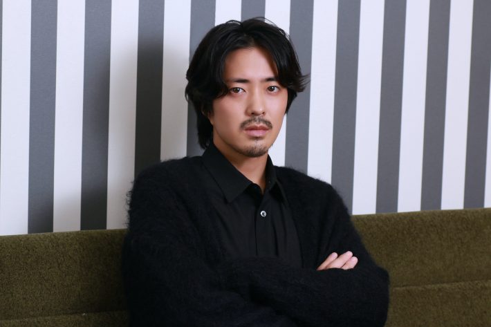 若葉竜也に聞く、稲垣吾郎の印象。 緊張感ある佇まいに「背筋が伸びる思いだった」