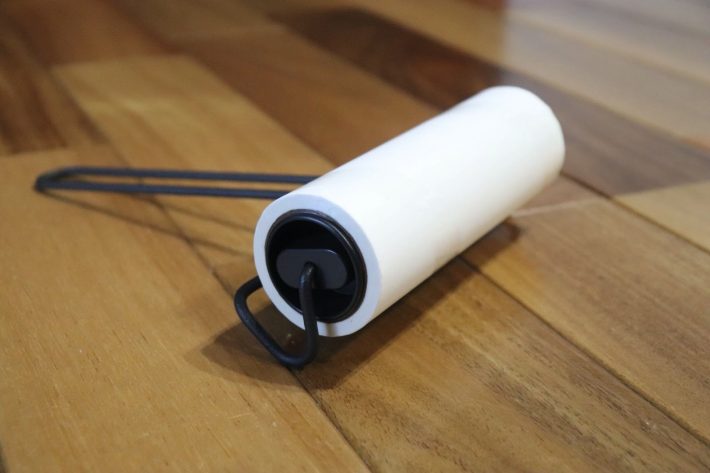 床に置いてもテープが張り付かない