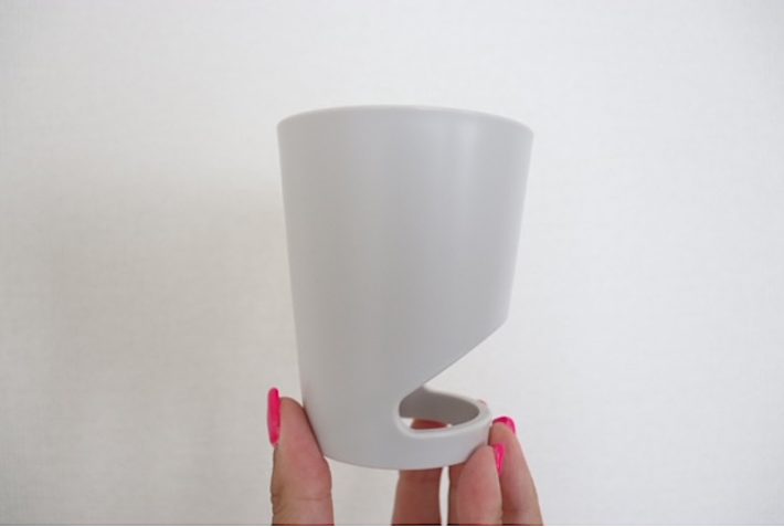 ダイソー「水切れのよい洗面コップ」