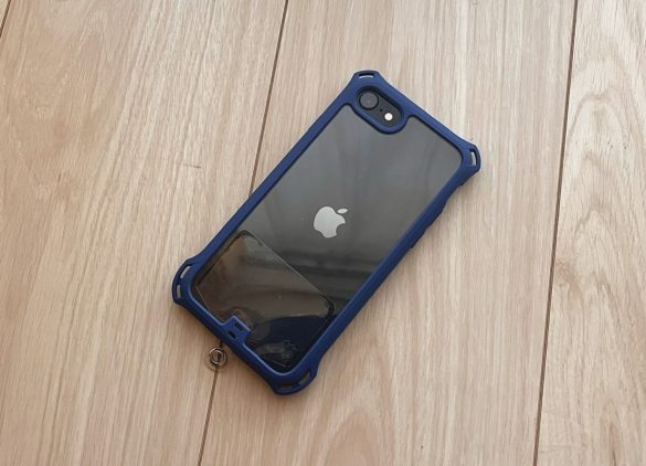 透明タイプのカード