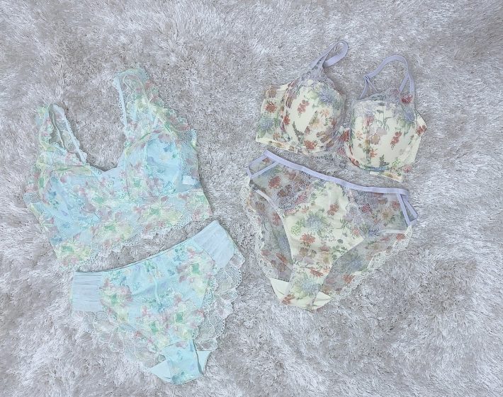 ノンワイヤーとワイヤーブラ