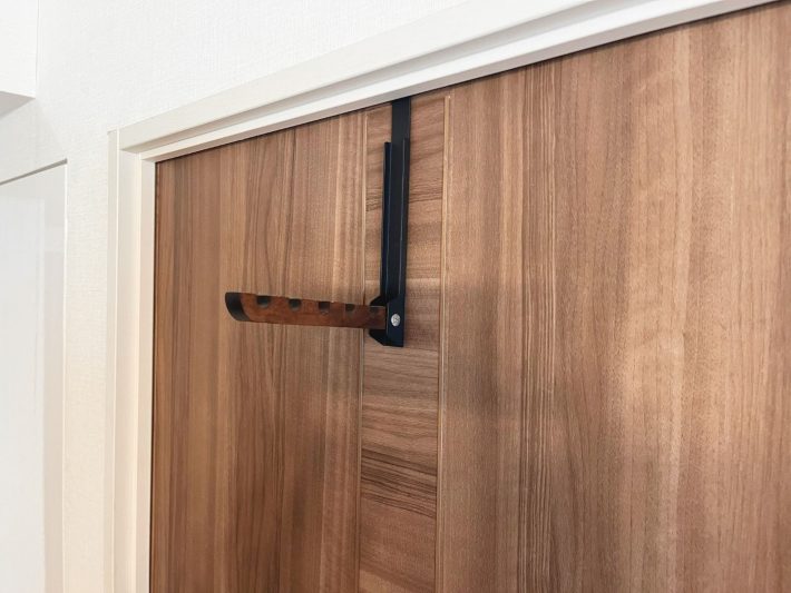 折りたたみドアハンガー