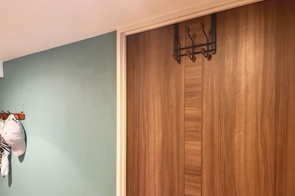 折りたたみドアハンガー