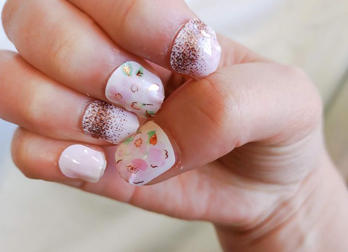 キャンドゥ　桜ネイル