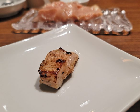 しっかり焼いたほうが、どんな部位もおいしいと思っていた私。ホルモンは正解でしたが……