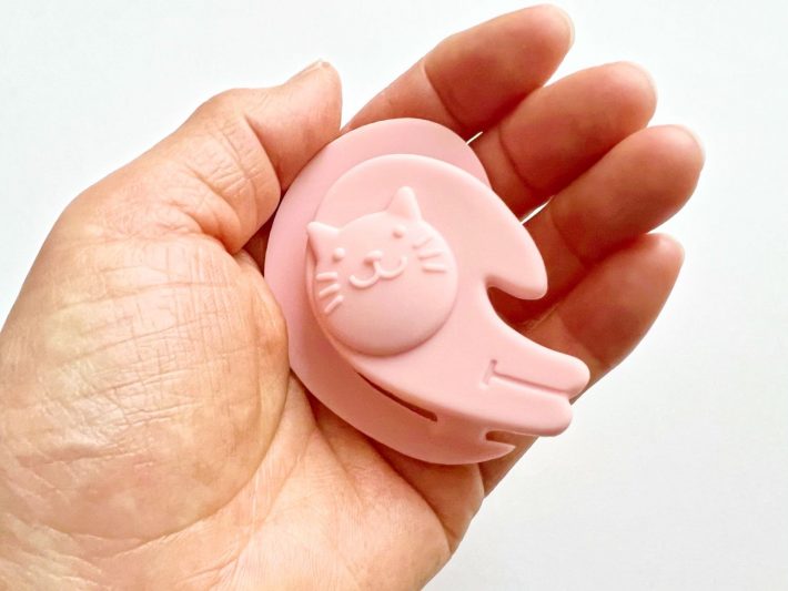 ツボ押し美容 けっこうよくにゃる耳つぼ