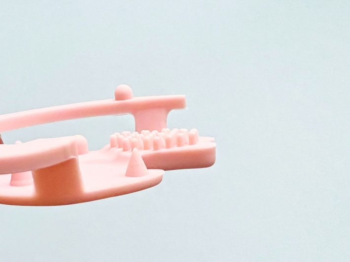 ツボ押し美容 けっこうよくにゃる耳つぼ