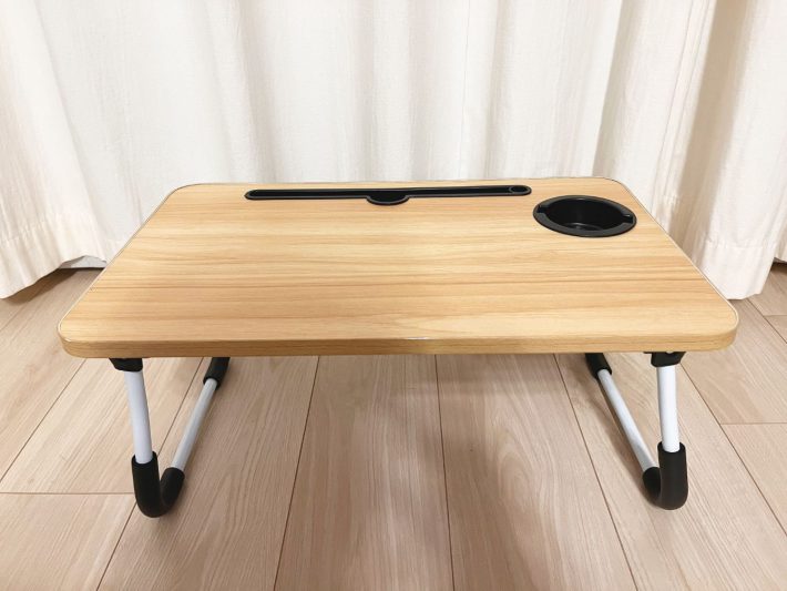 ドリンクホルダー＆タブレット立て付き 折りたたみテーブル