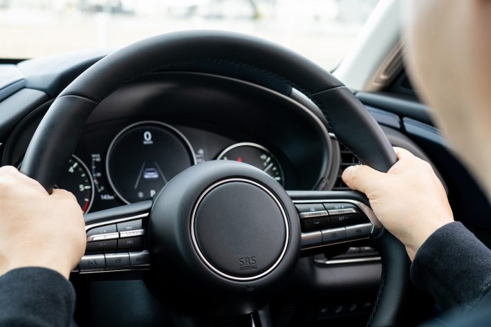 ドライブ　運転　新車