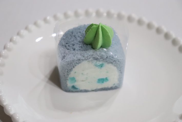 フシギダネのマスカットとヨーグルトあじのケーキ