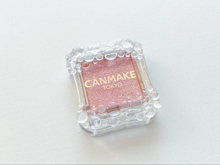 「シティライトアイズ オーキッドモーヴ」（税込638円）