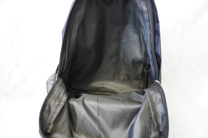 環境に優しいリサイクル素材のリュックサック