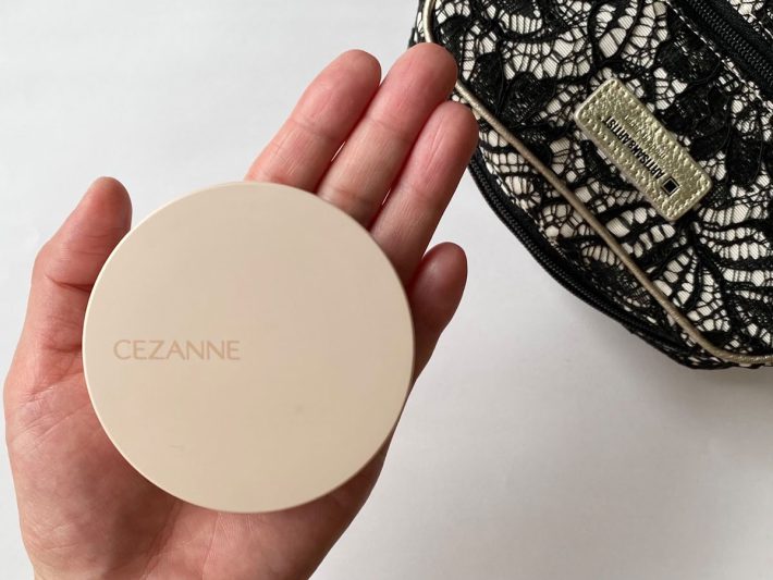 セザンヌ-クッション①