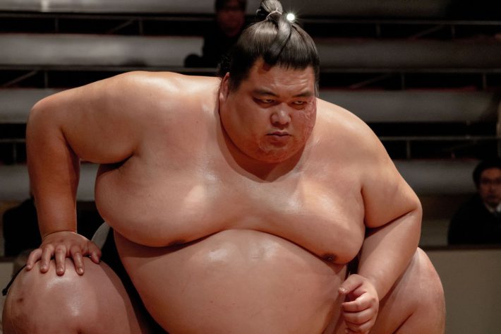 Netflixシリーズ「サンクチュアリ -聖域-」独占配信中