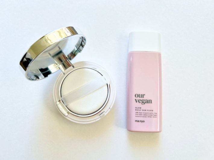 容器と日焼け止め