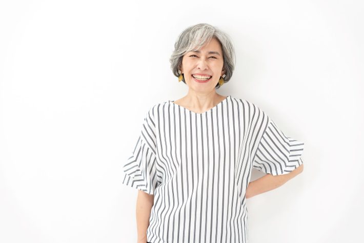 笑顔の女性